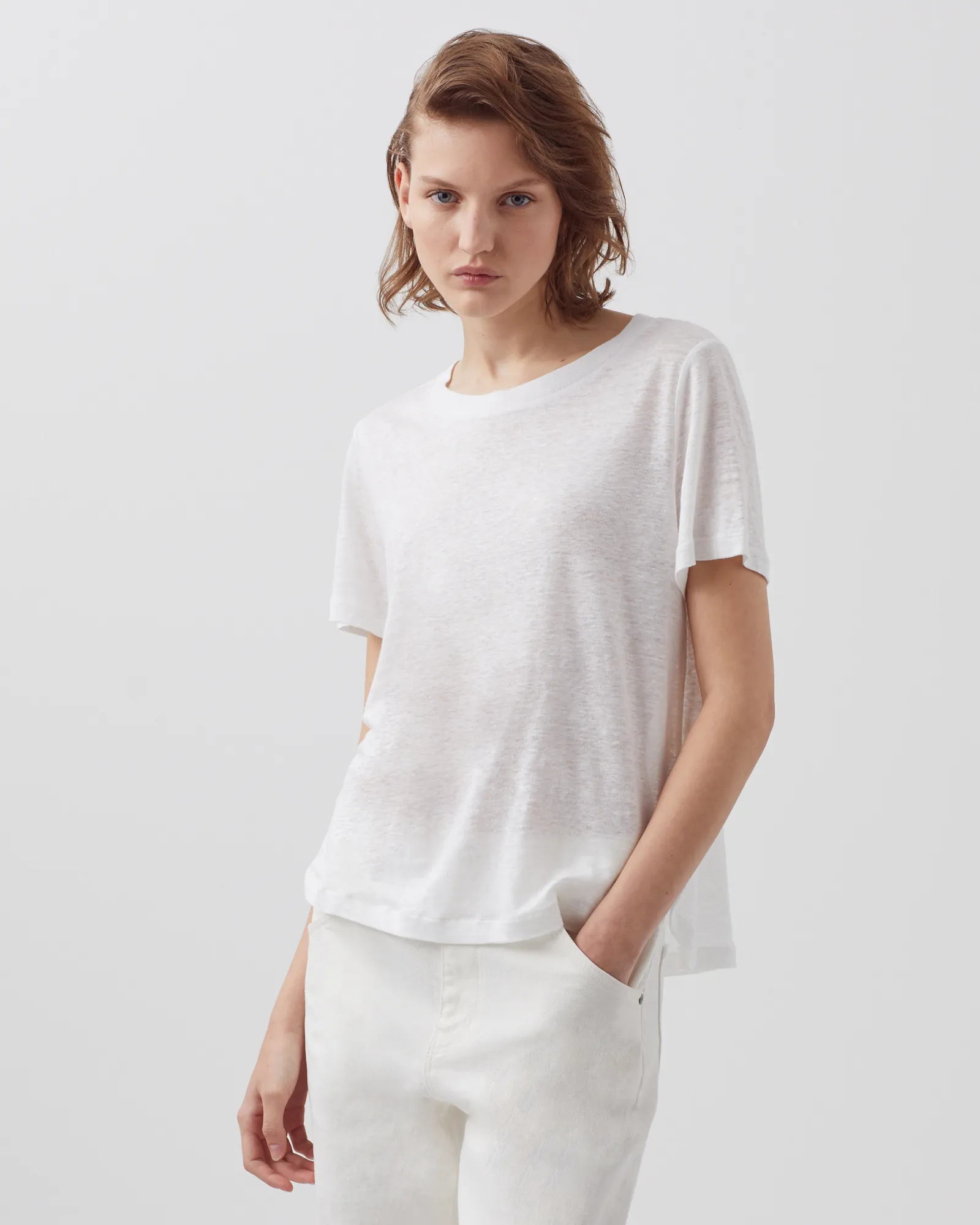 AMANDINE  CAMISETA CON CUELLO REDONDO DE LINO WHITE