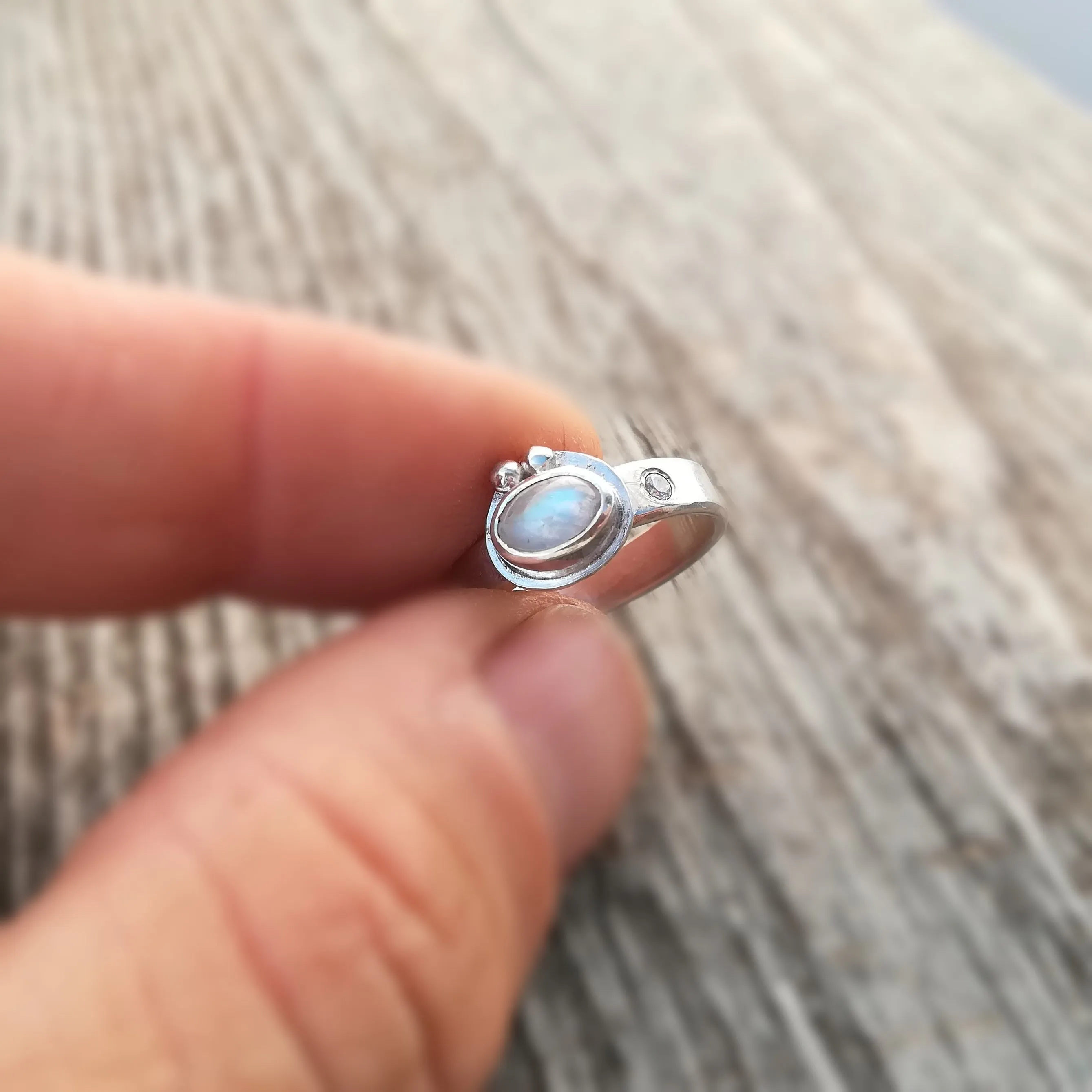 Anillo de Piedra Luna, Circonita y  Plata de Ley | Hecho a Mano Talla 12 (5 3/4 US)