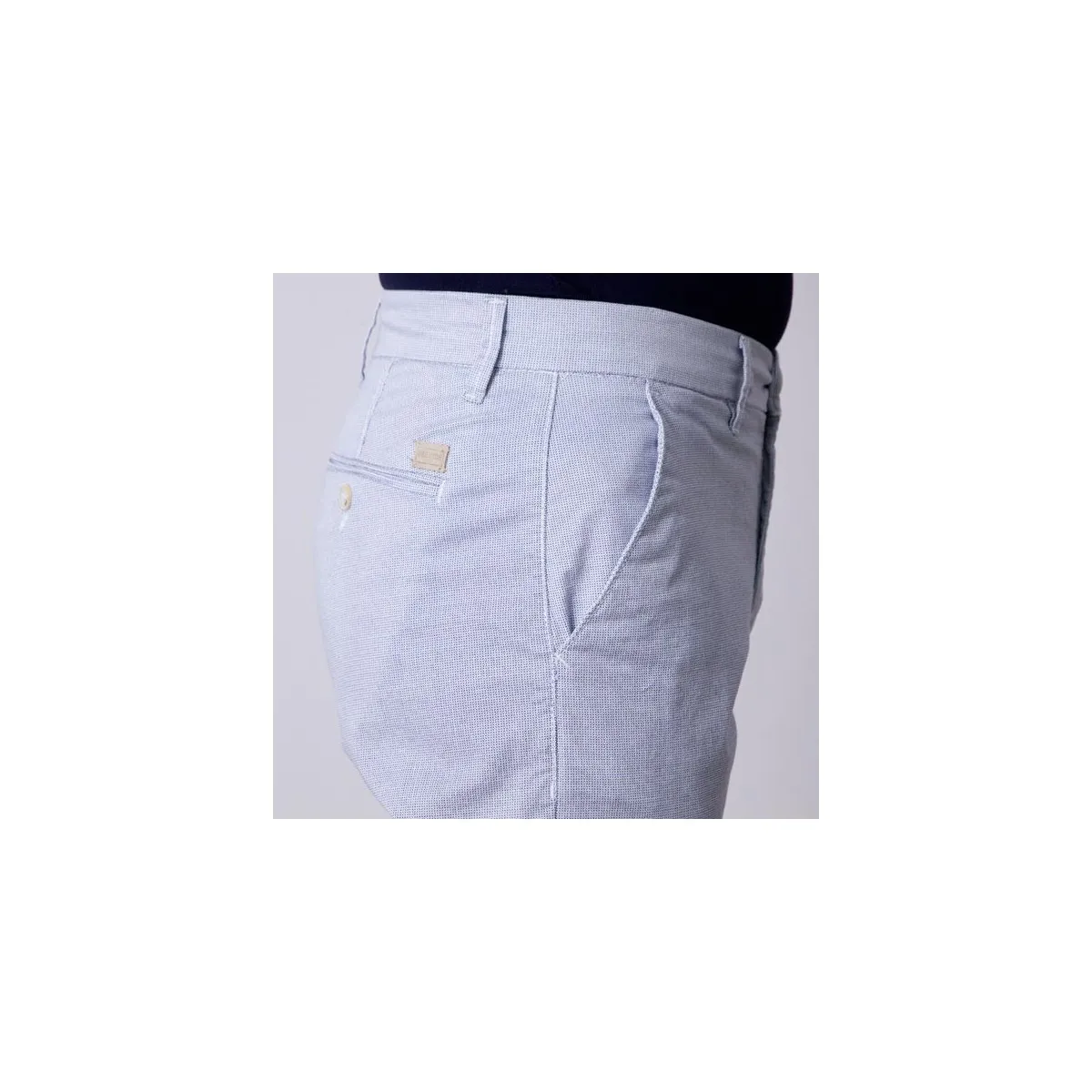 Bermudas SSEINSE blancas