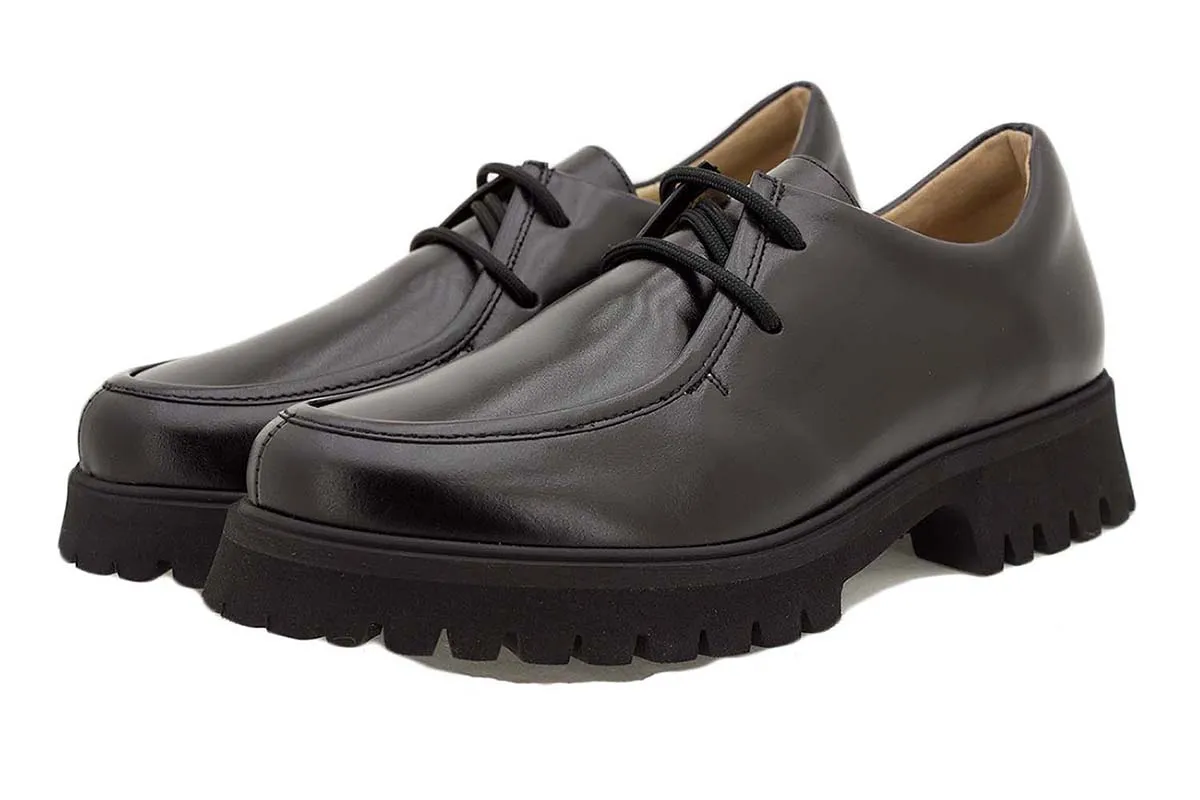BLACK LEATHER LACEUP SHOE