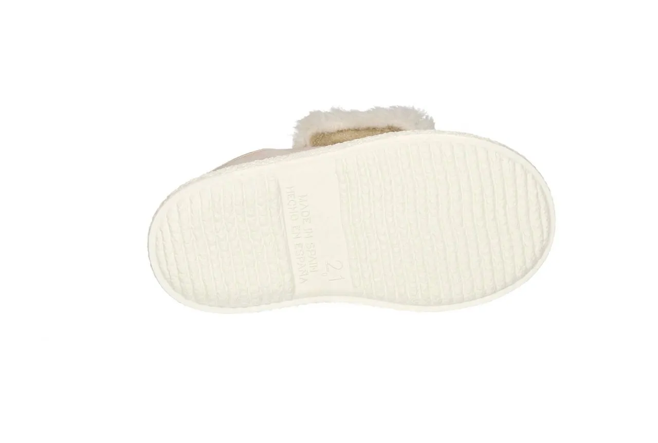 Blucher Beig Velcro Pelo