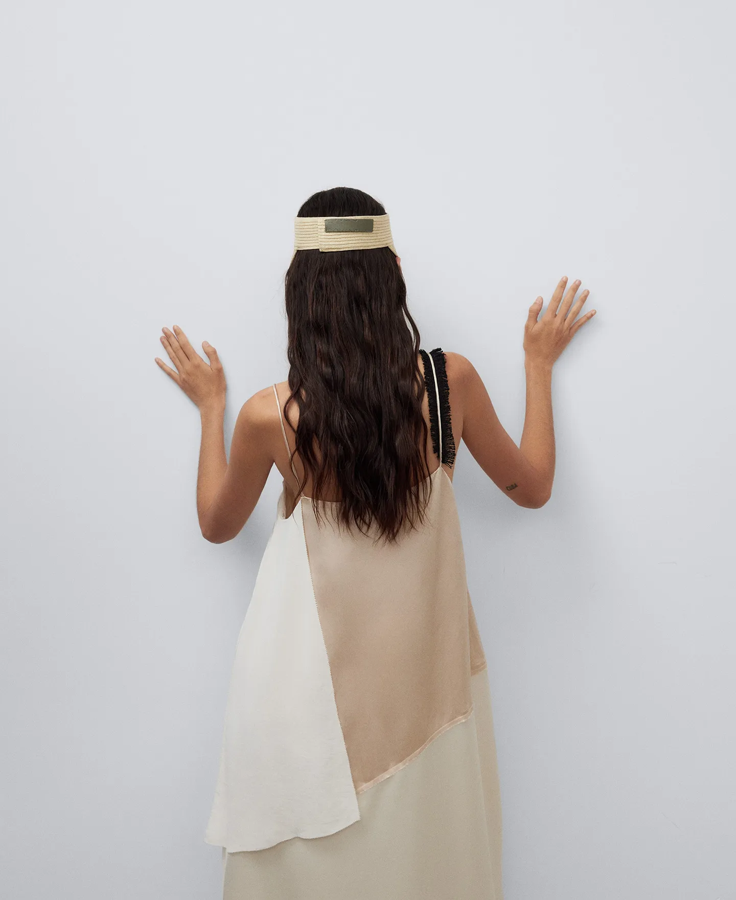 Braided effect cap woman
