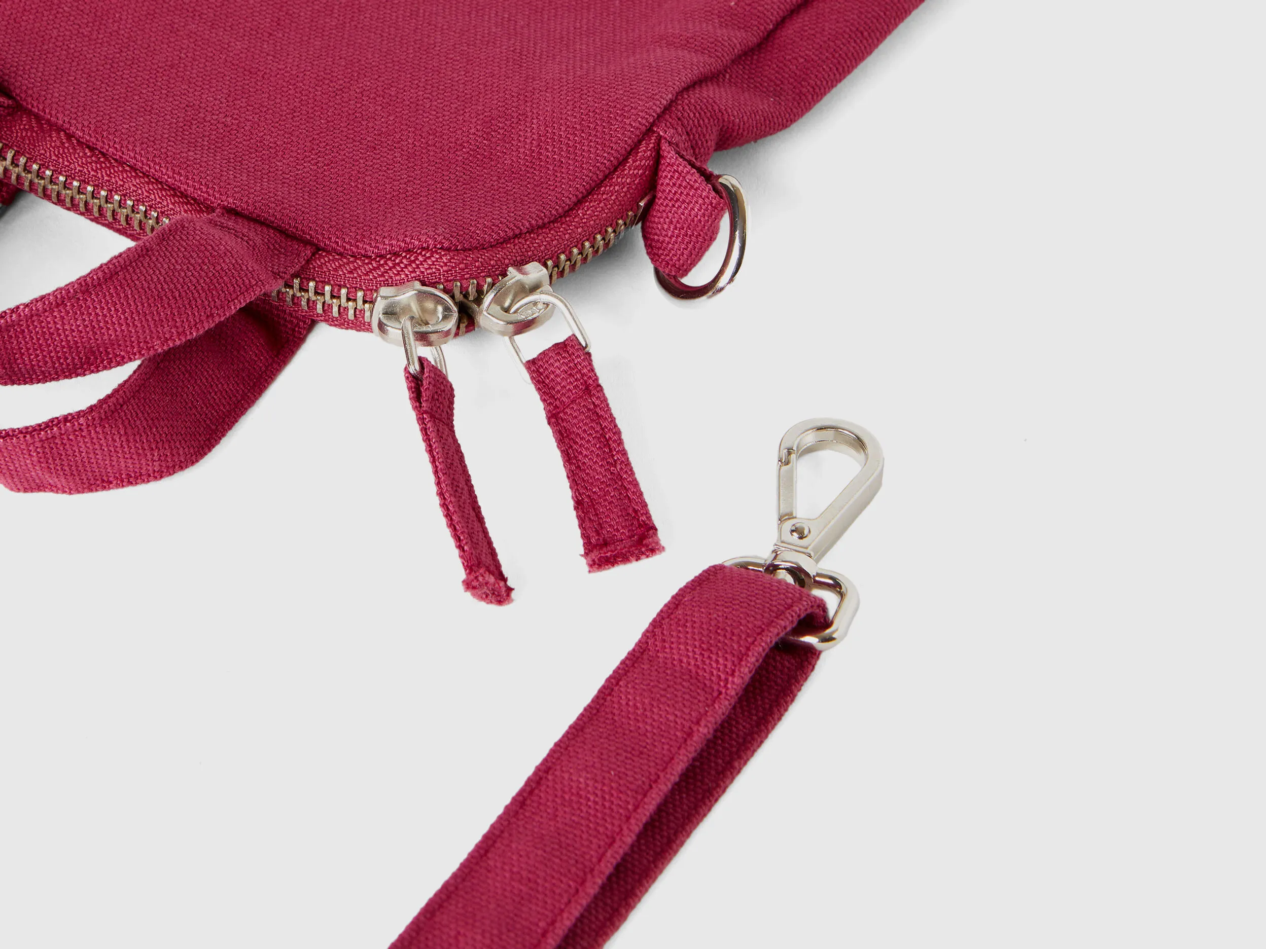 Burgundy cell phone holder in pure cotton