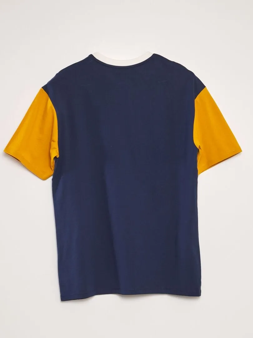 CAMISETA COLORBLOCK CON CUELLO REDONDO  AMARILLO