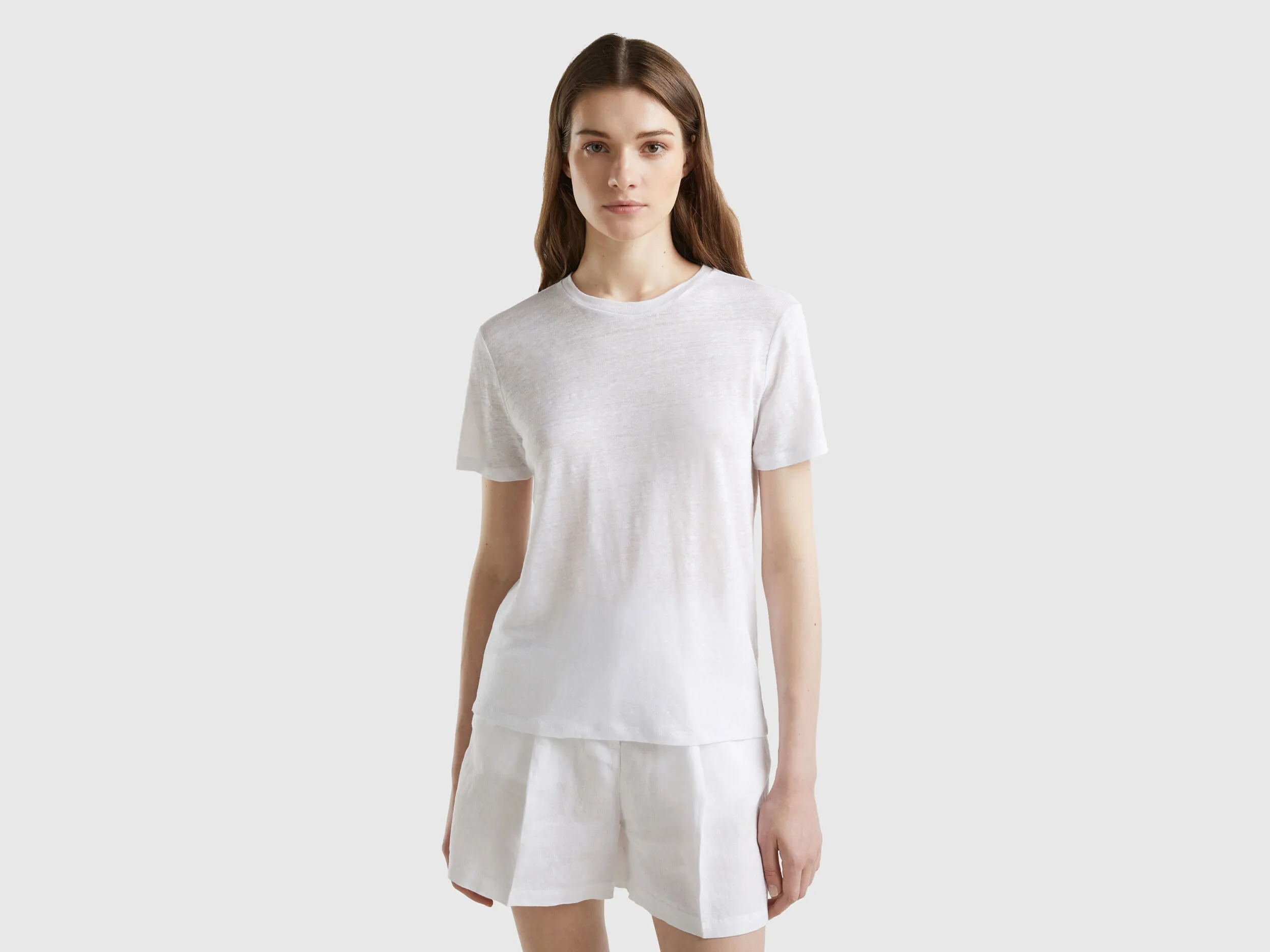Camiseta de lino puro con cuello redondo