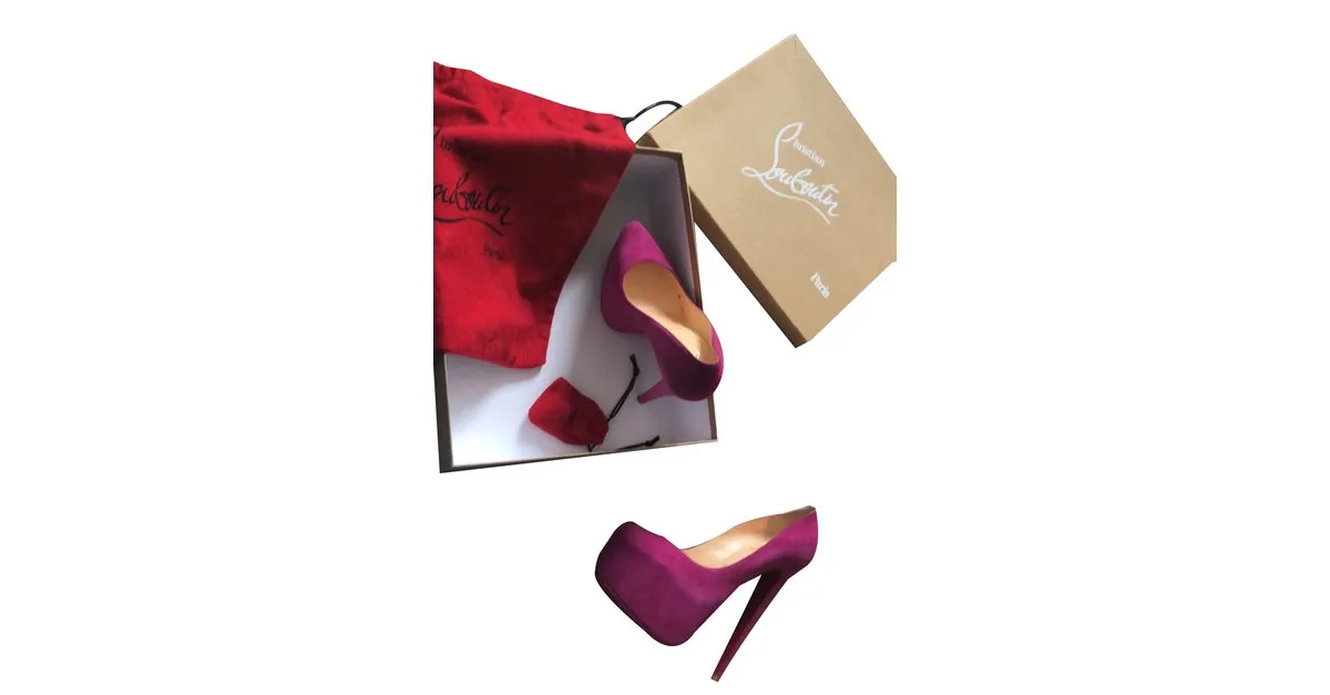 Christian Louboutin daffodile Rosa 
