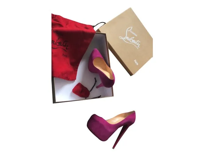Christian Louboutin daffodile Rosa 