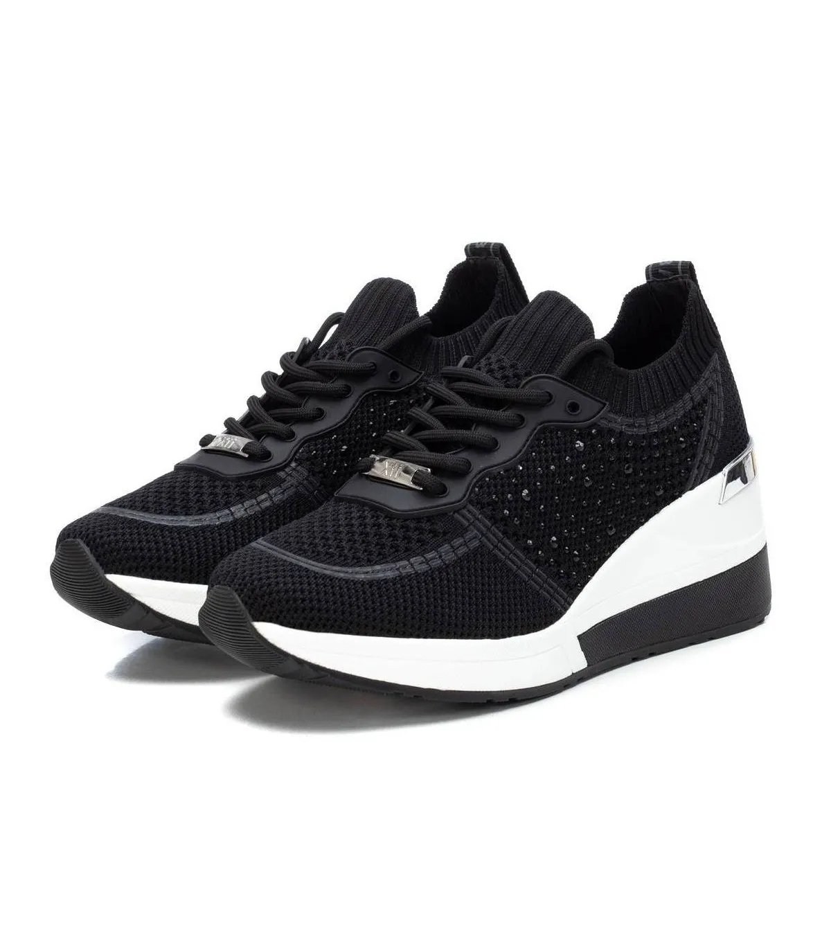 Deportivo negro de cuña para mujer