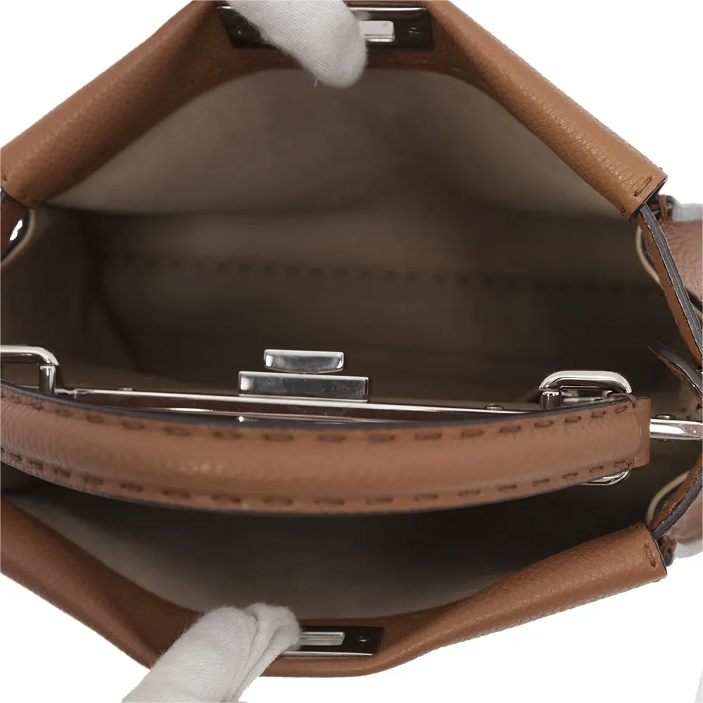 Fendi Bolso Peekaboo Regular Toffee