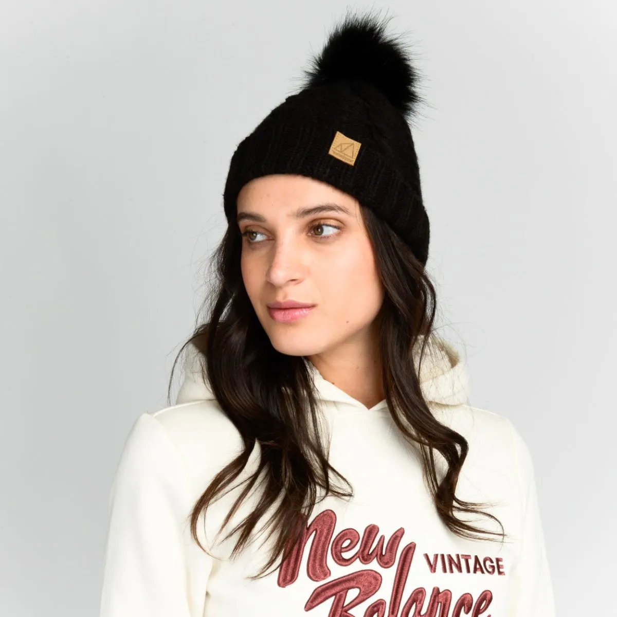 Gorro Outdoor Mujer New Balance Negro