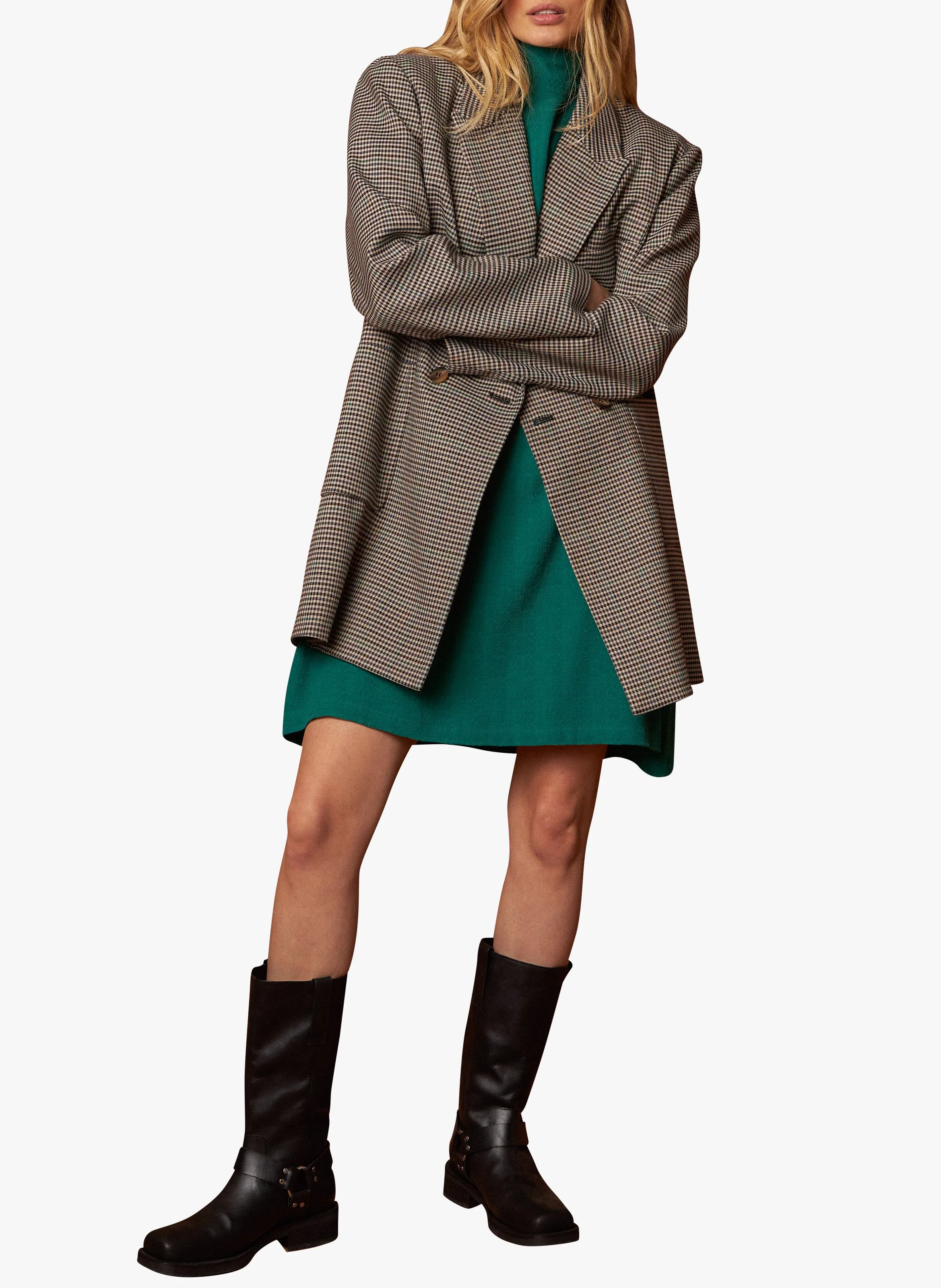 INDI & COLD Vestido corto con cuello alto en verde