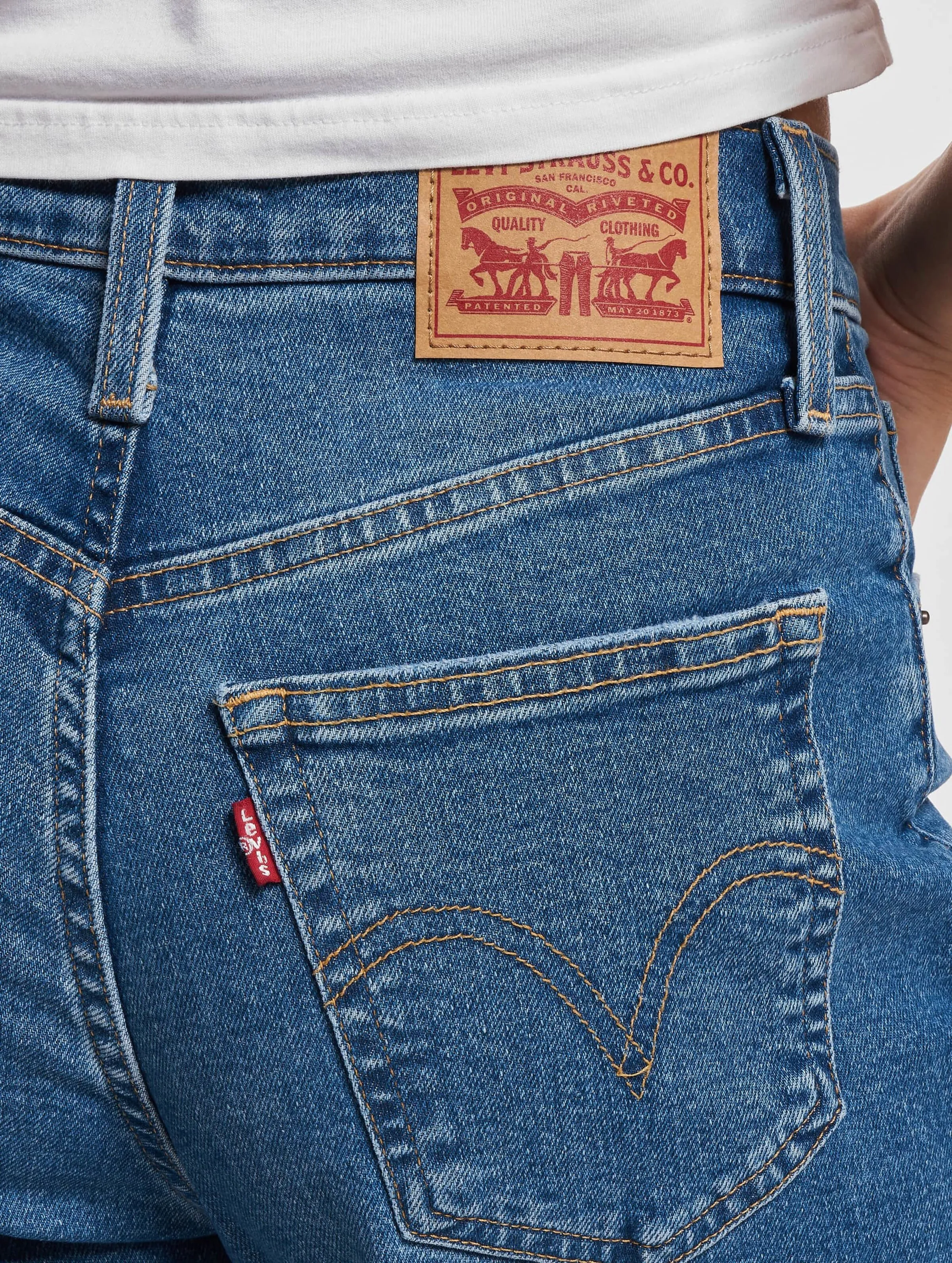 Levi's Levi's High Waisted Mom Jeans