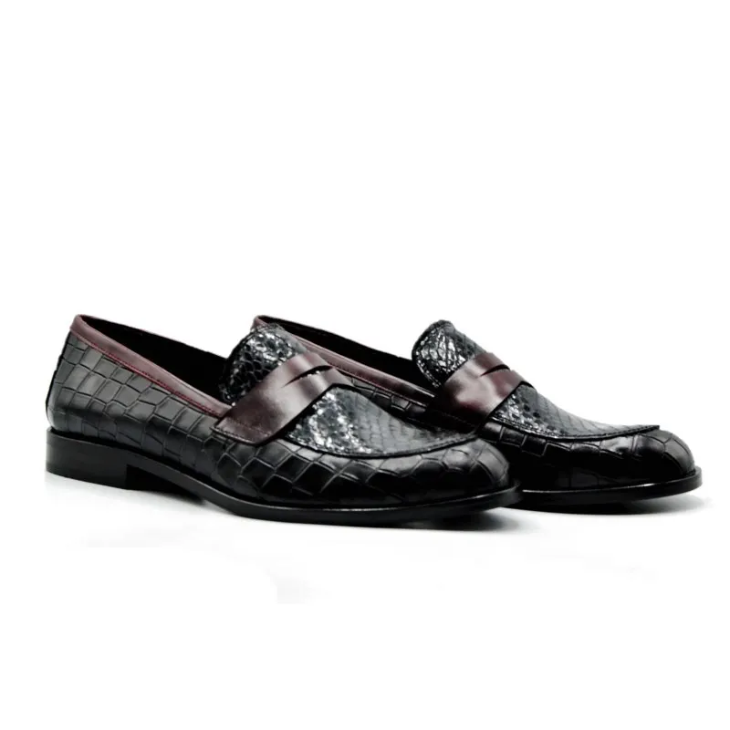 LUIS GONZALO 5135M Negro y marrón. Mocasín mujer