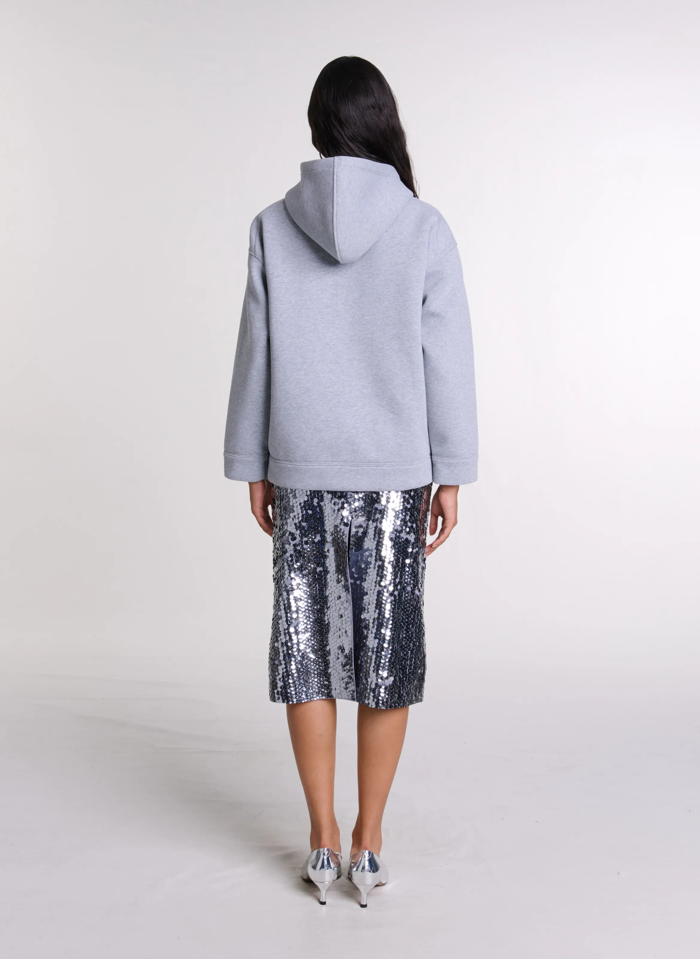 MAJE Sudadera recta de algodón con capucha en gris