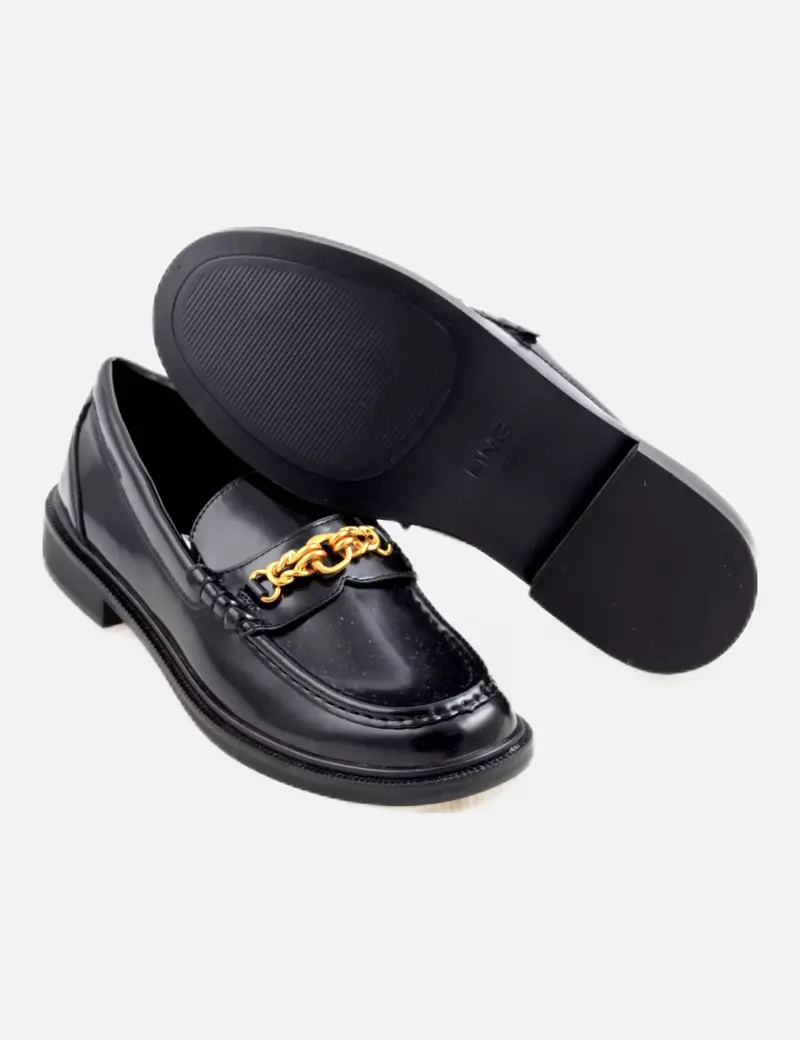 Mango Mocasín negro informal encerado