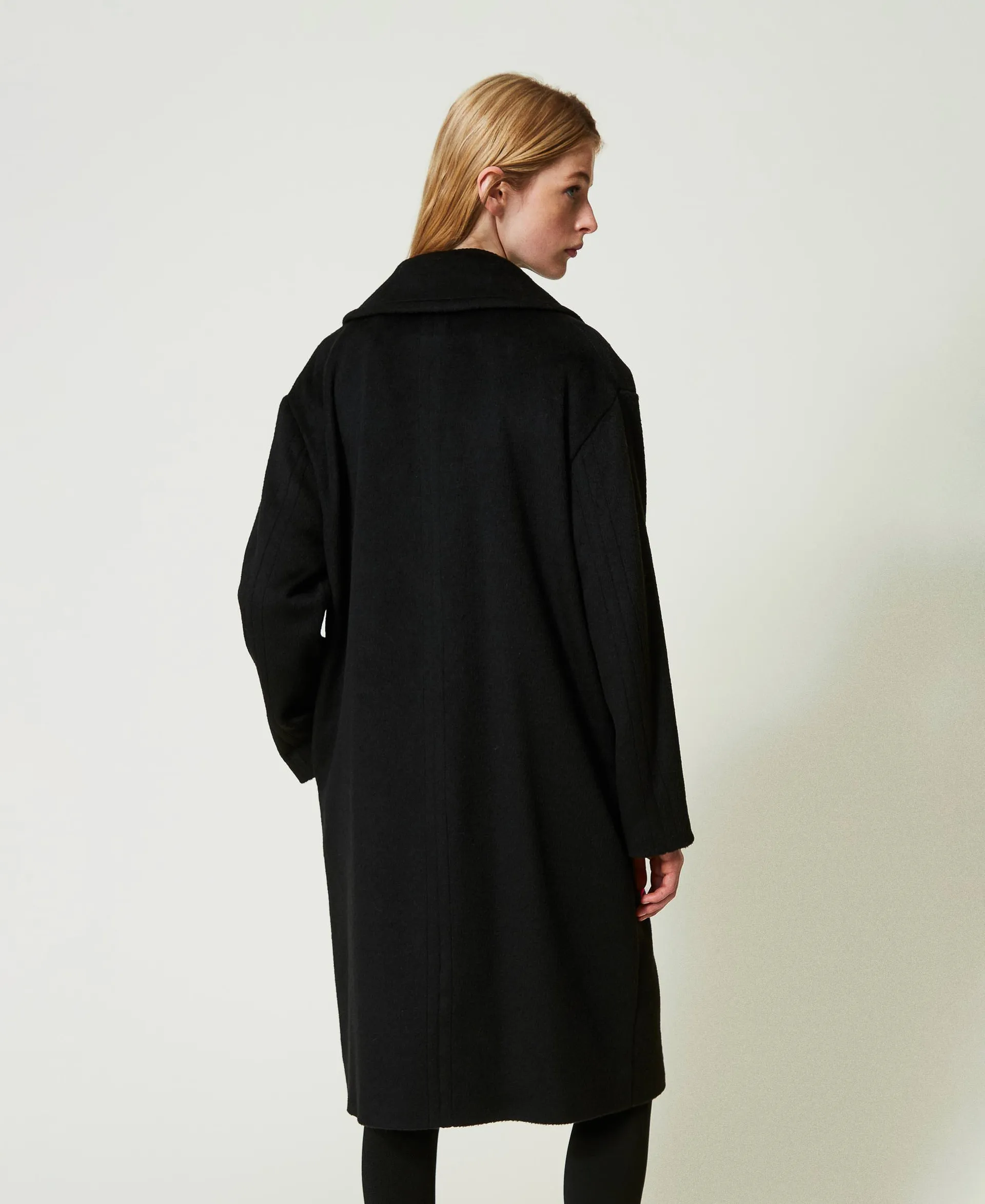 Manteau croisé en laine mélangée cardée avec broderies