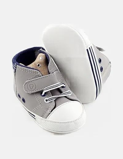 Mayoral Zapatilla gris velcro