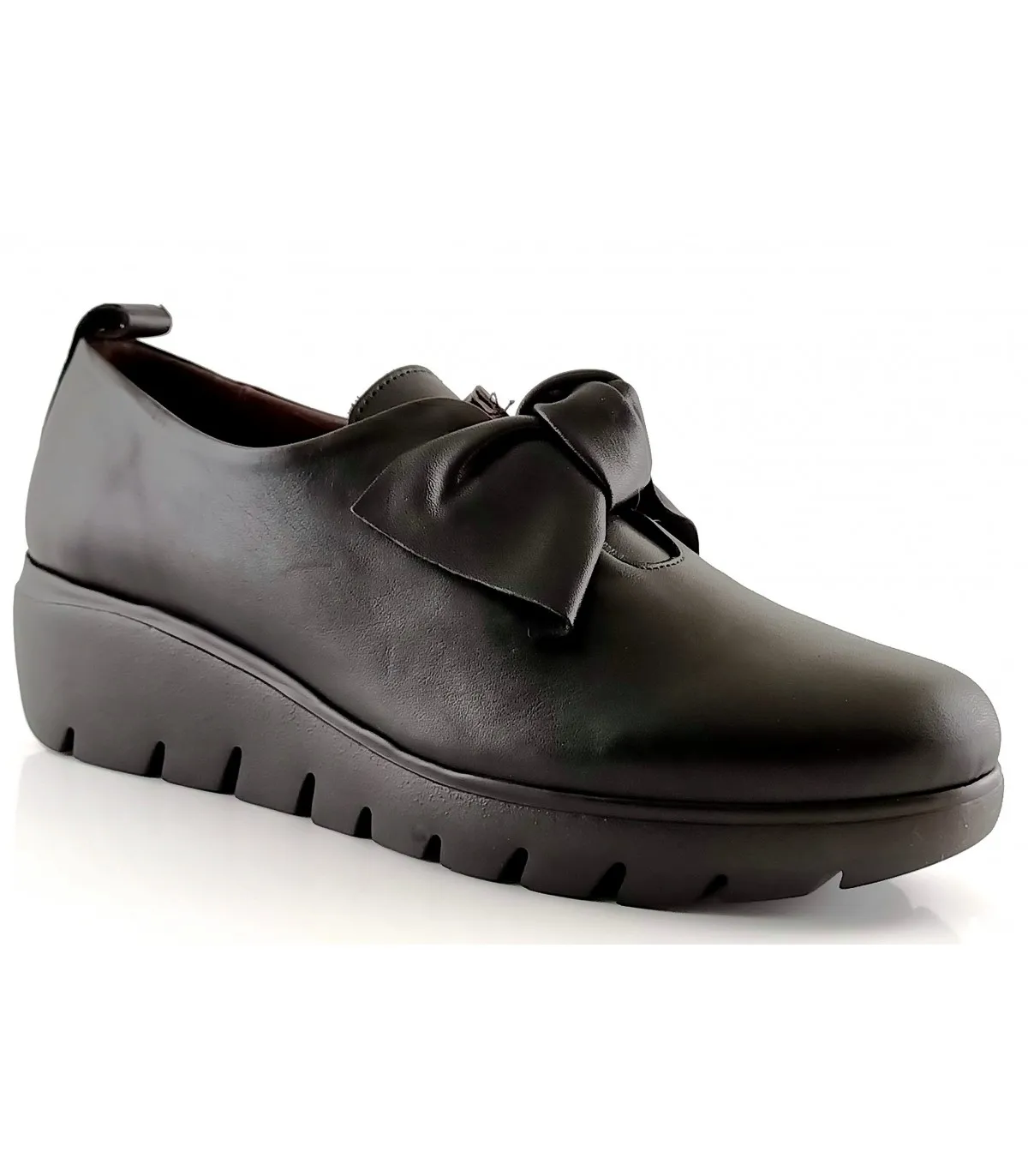 Mocasín con lazo en color negro
