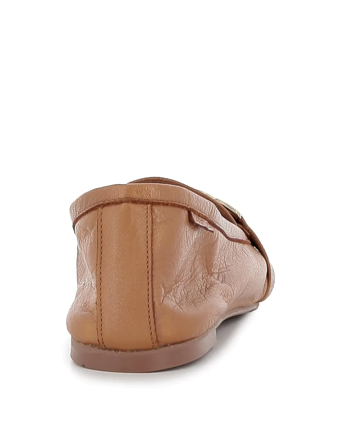 Mocasín plano hebilla grande central camel CARMELA