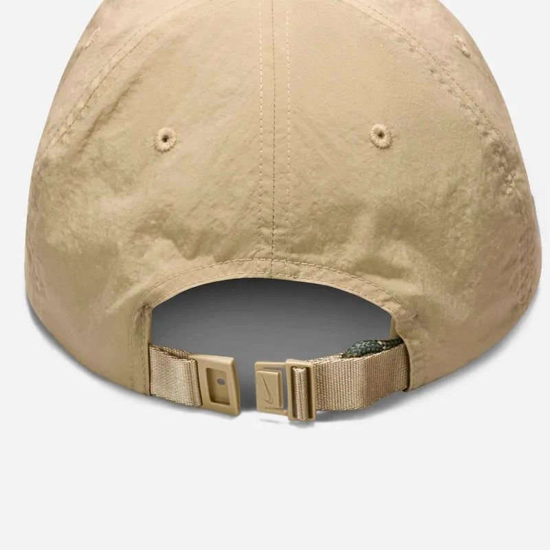 NIKE CLUB OUTDOOR CAP WITH FLAT VISOR FQ3275276