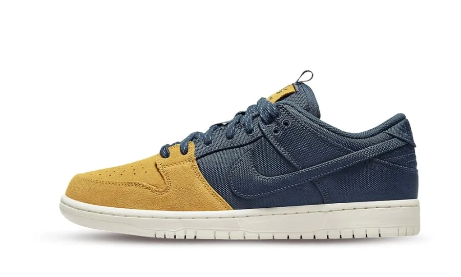 Nike SB Dunk Low Midnight Navy Desert Ochre