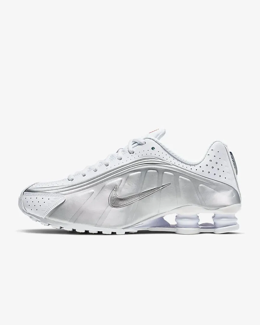 NIKE SHOX R4