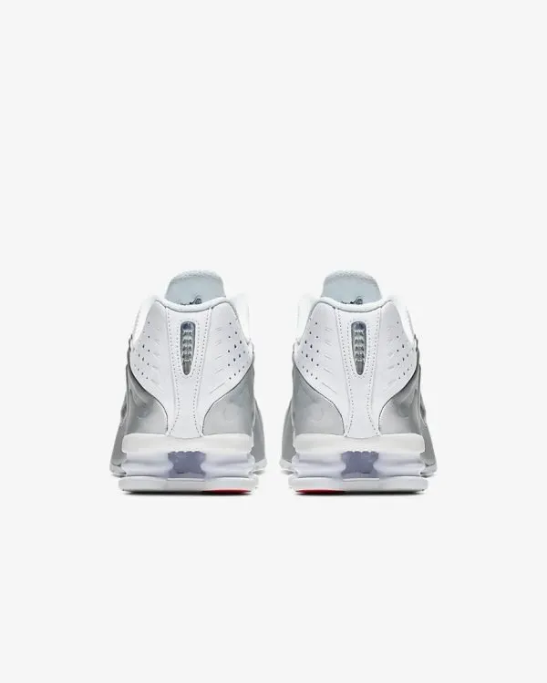 NIKE SHOX R4