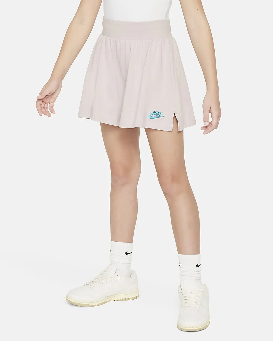 NIKE SPORTSWEAR PANTALóN CORTO  NIñA