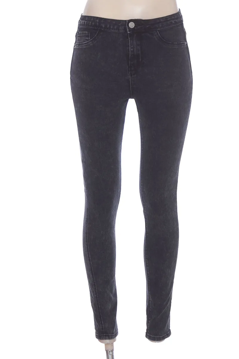 PANTALóN COLOR NEGRO  SYBILLA