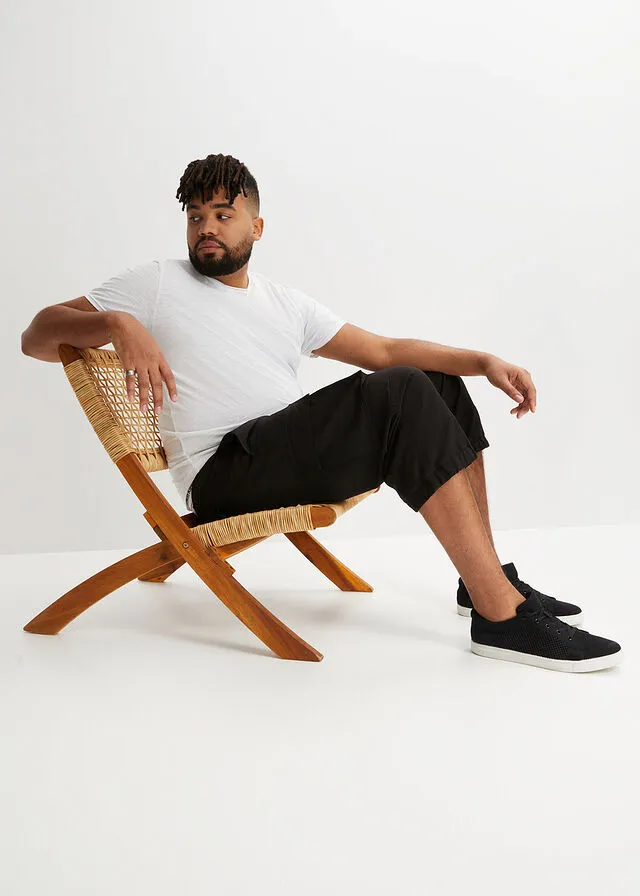 Pantalón funcional capri con corte normal Negro
