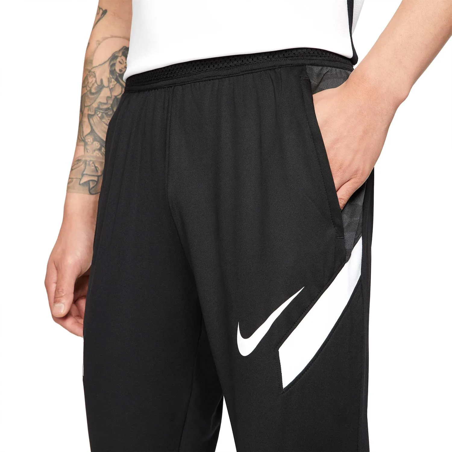 PANTALóN NIKE DRIFIT STRIKE 21