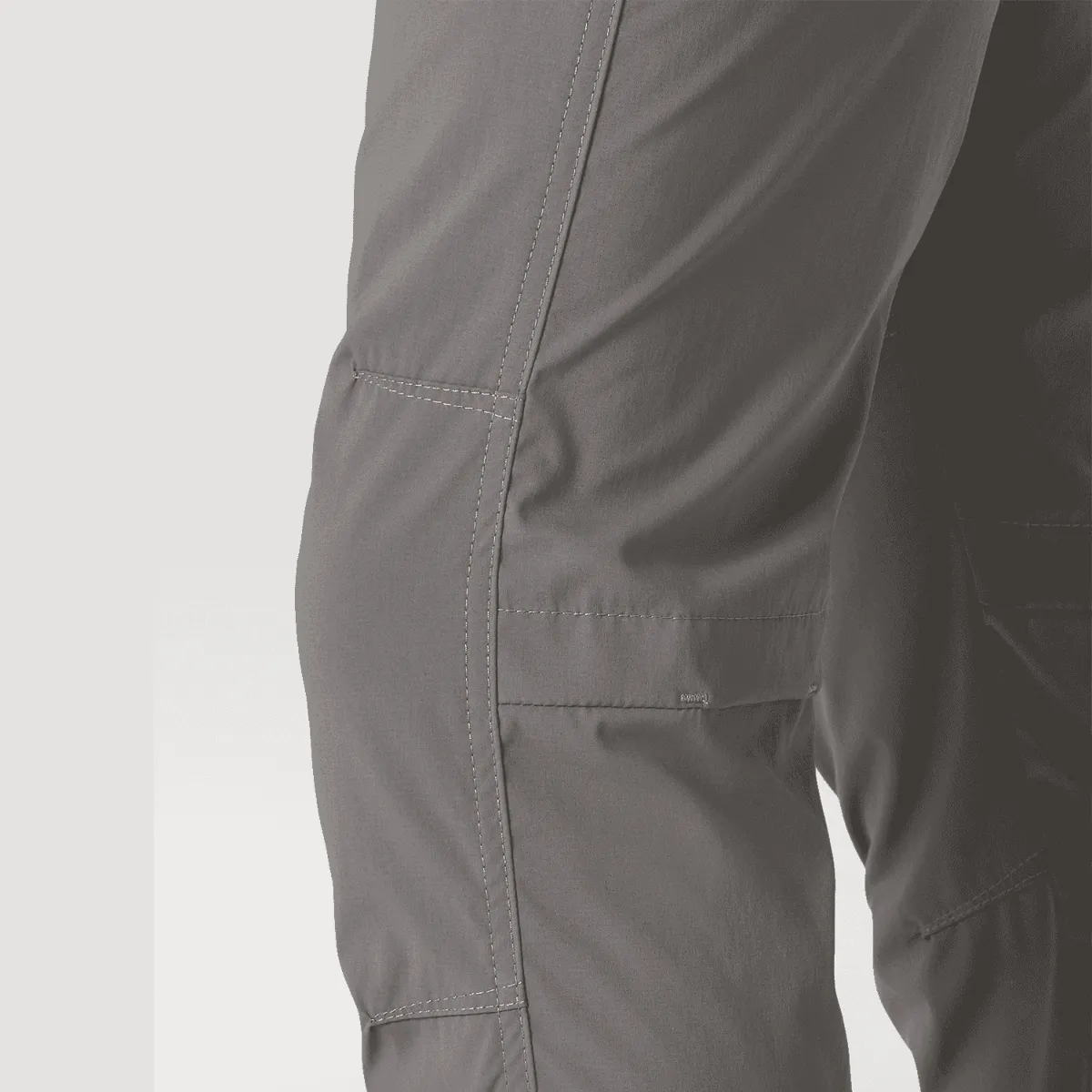 Pantalón Outdoor Hombre ATG by Wrangler Convertible Trail Jogger Gris