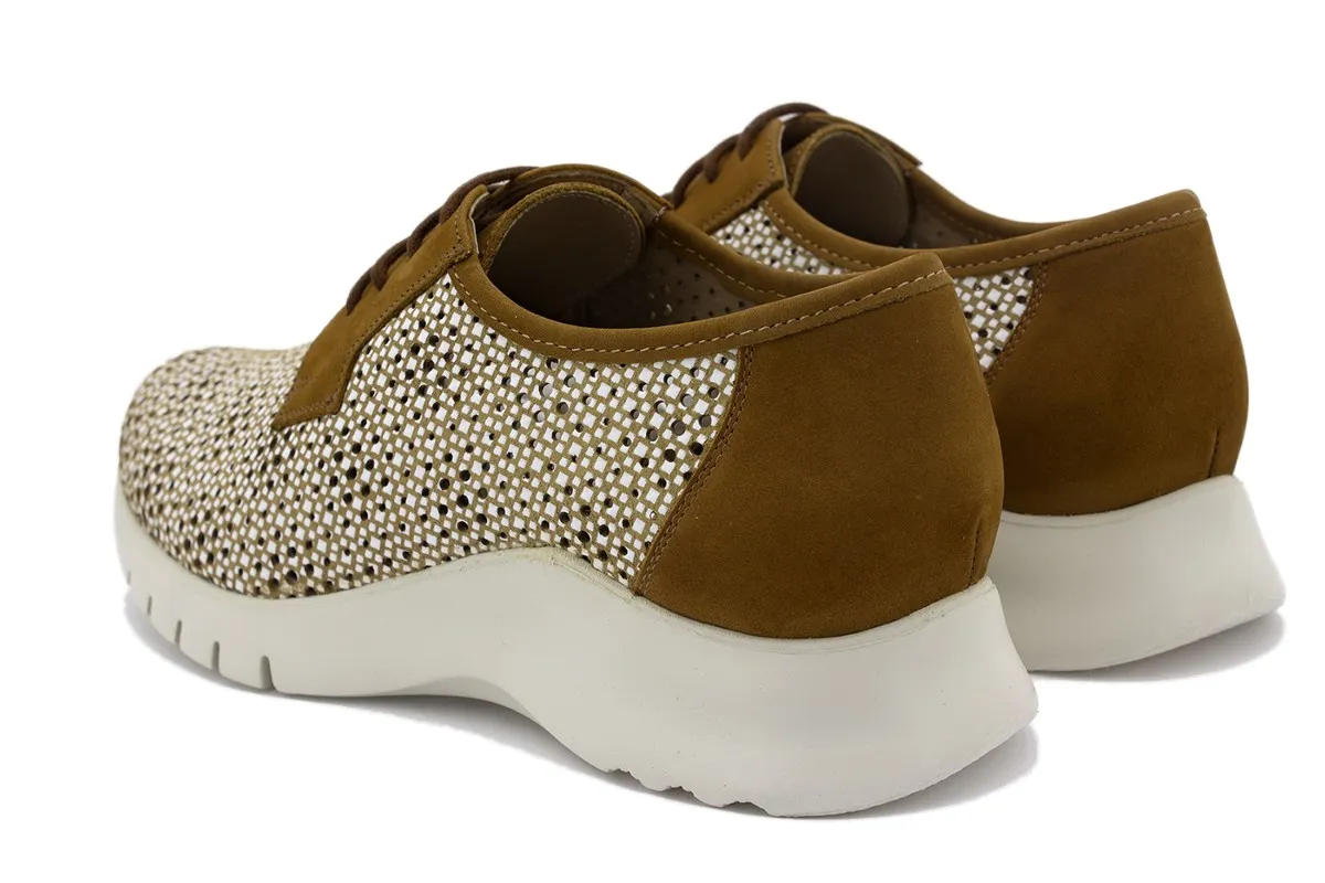PECAN STAMPED LACEUP SHOE