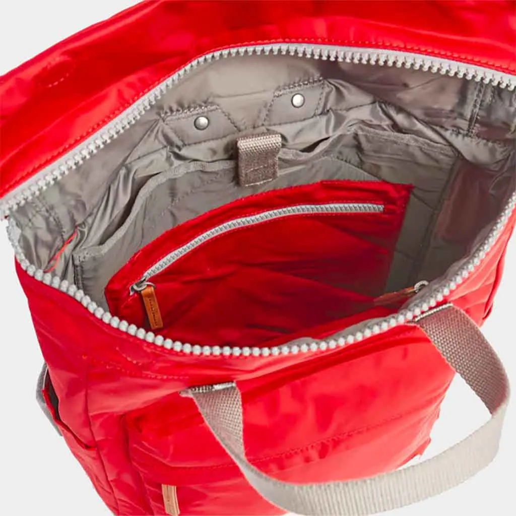 Roka – Mochila Canfield B medium sustainable cranberry