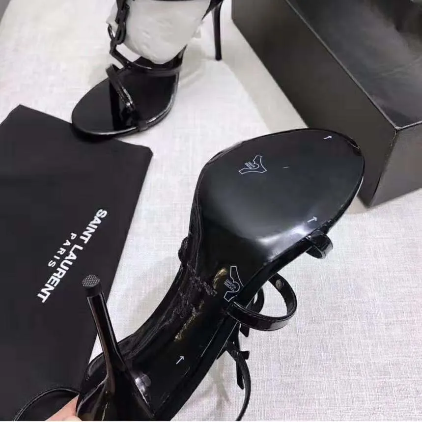 Saint Laurent YSL Mujer Cassandra Sandalia Charol Logo Negro 10.5cm