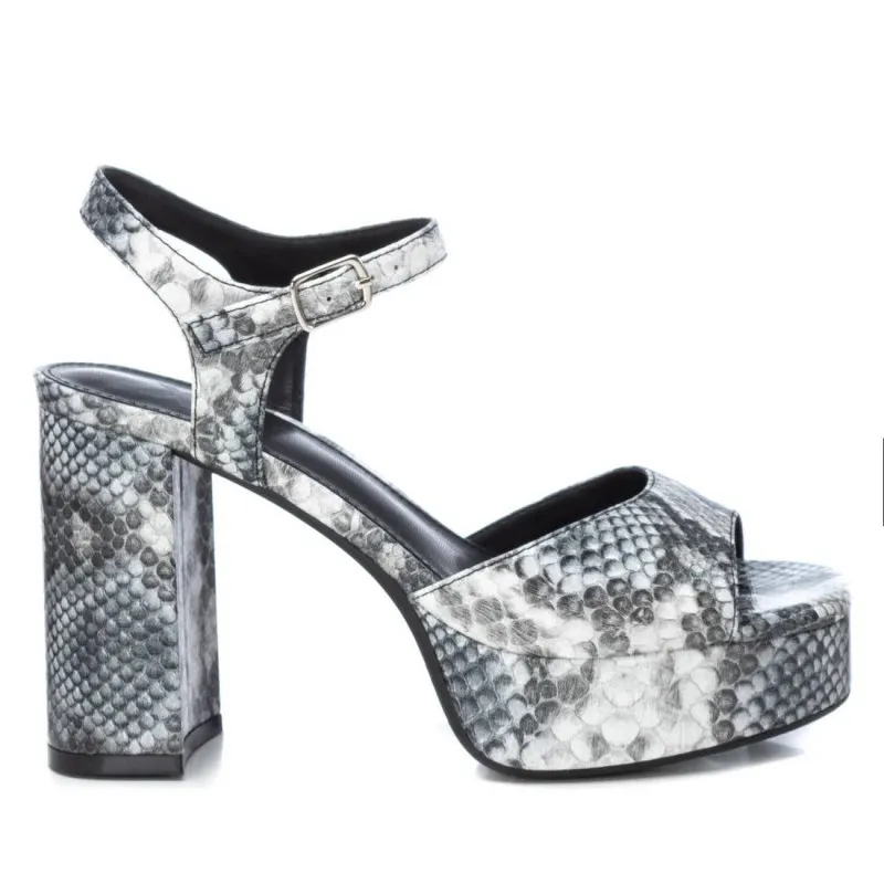 Sandalia de mujer XTI 141162 Negro