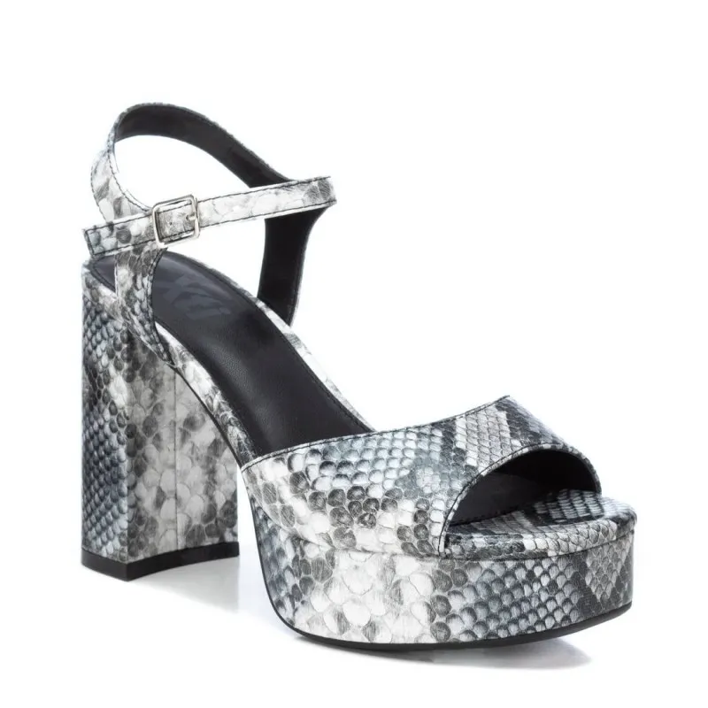 Sandalia de mujer XTI 141162 Negro