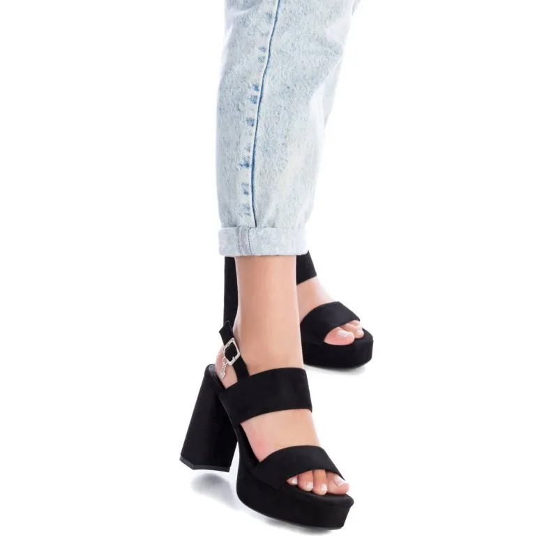 Sandalia de mujer XTI 141397 Negro