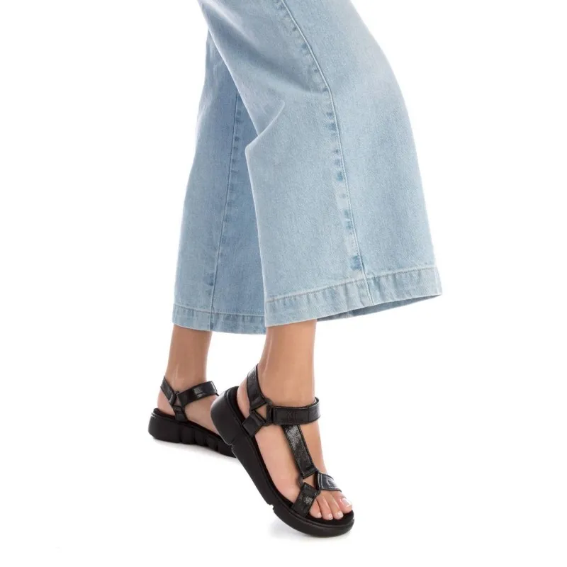 Sandalia de mujer XTI 142316 Negro