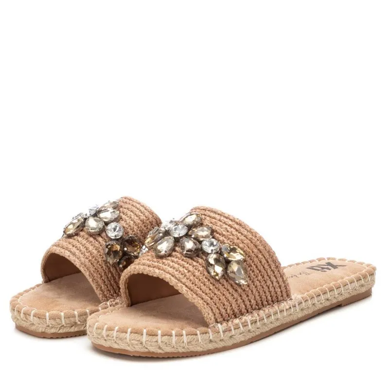 Sandalia de mujer XTI 142698 Camel