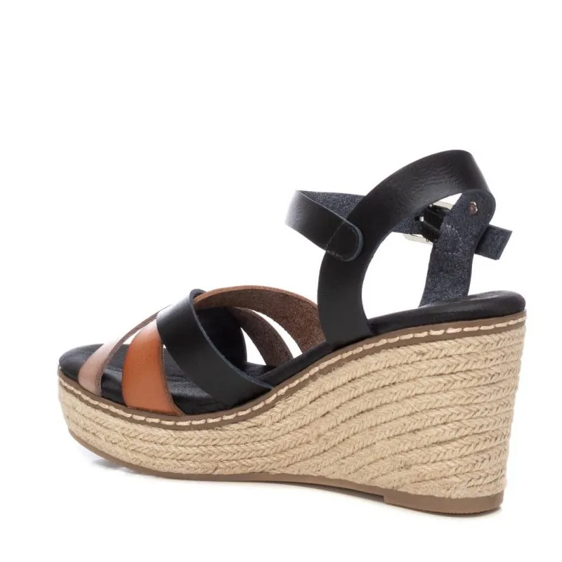 Sandalia de mujer XTI 142850 Negro