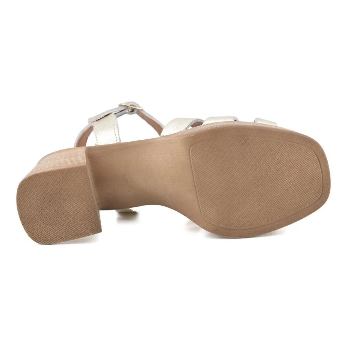 Sandalias de piel doradas con tacón by