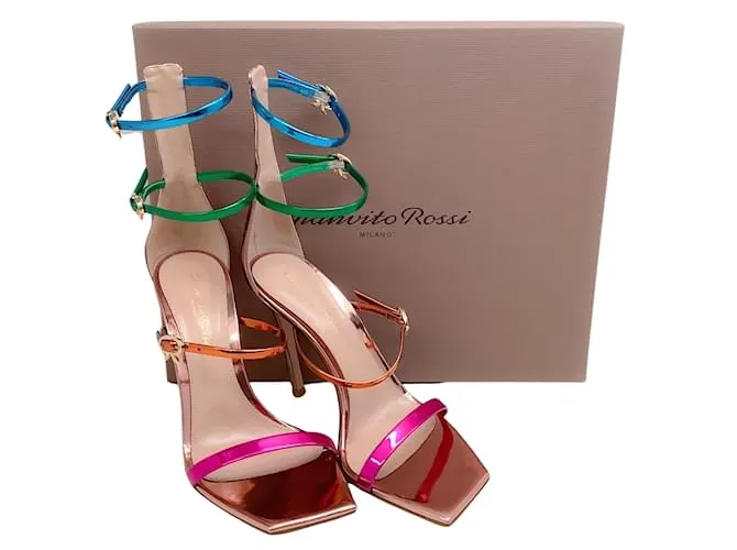 Sandalias Uptown con cinta metálica multicolor de Gianvito Rossi 