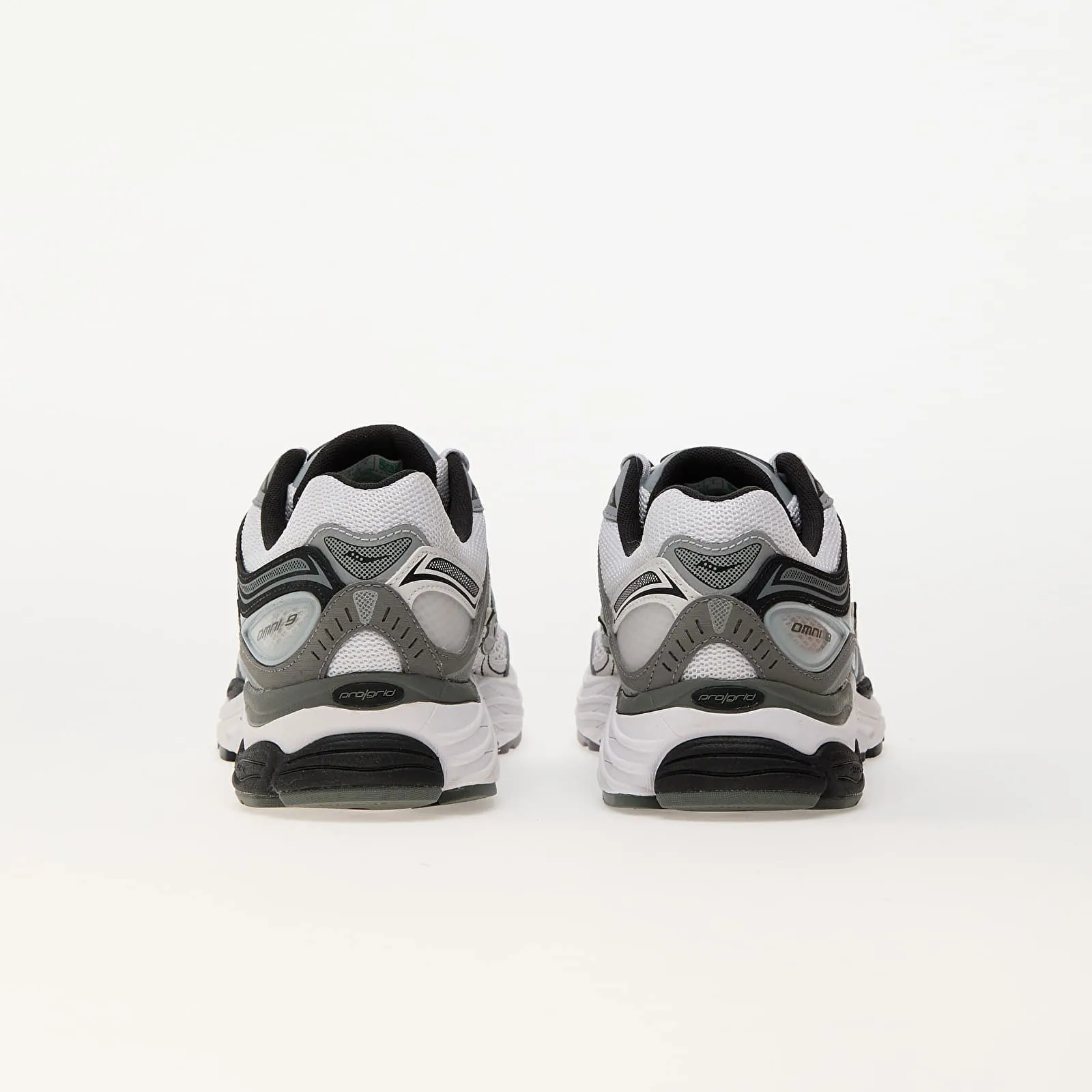Saucony ProGrid Omni 9