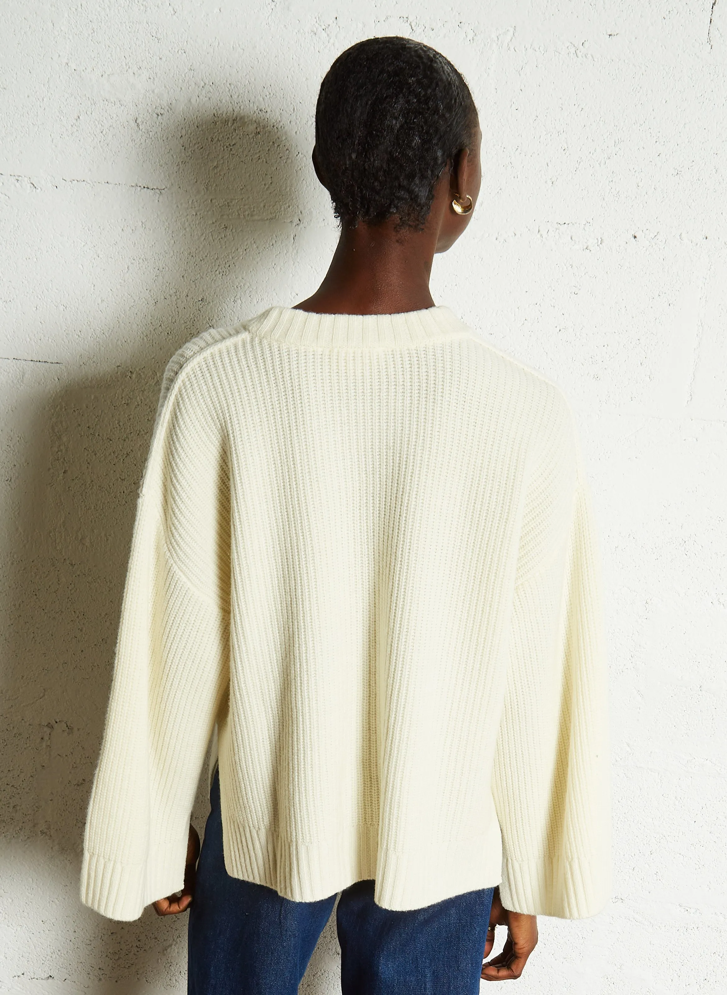 STELLA FOREST VAIANA  JERSEY HOLGADO DE MEZCLA DE LANA CON CUELLO REDONDO EN BEIGE