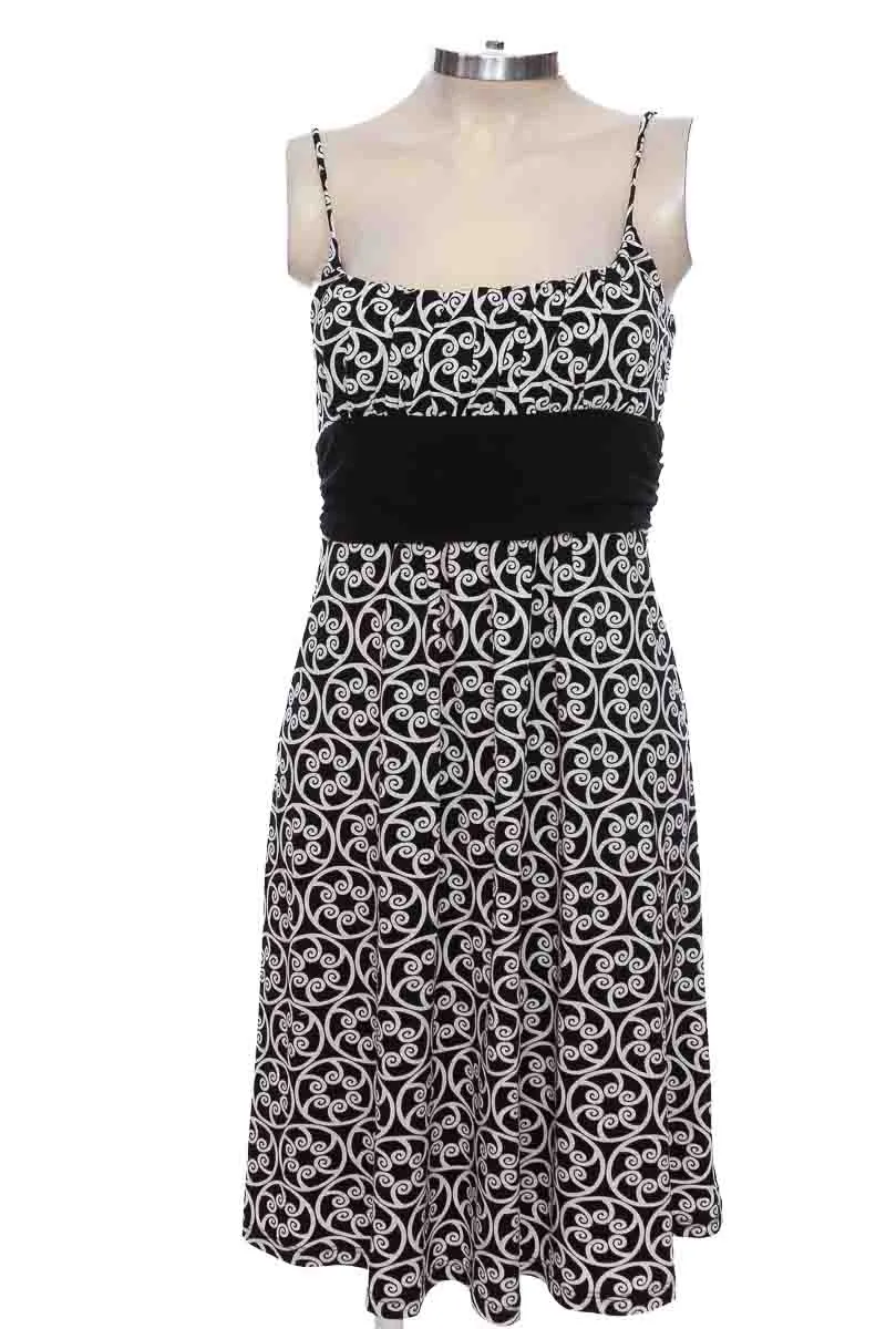 VESTIDO / ENTERIZO COLOR NEGRO  SOPRANO