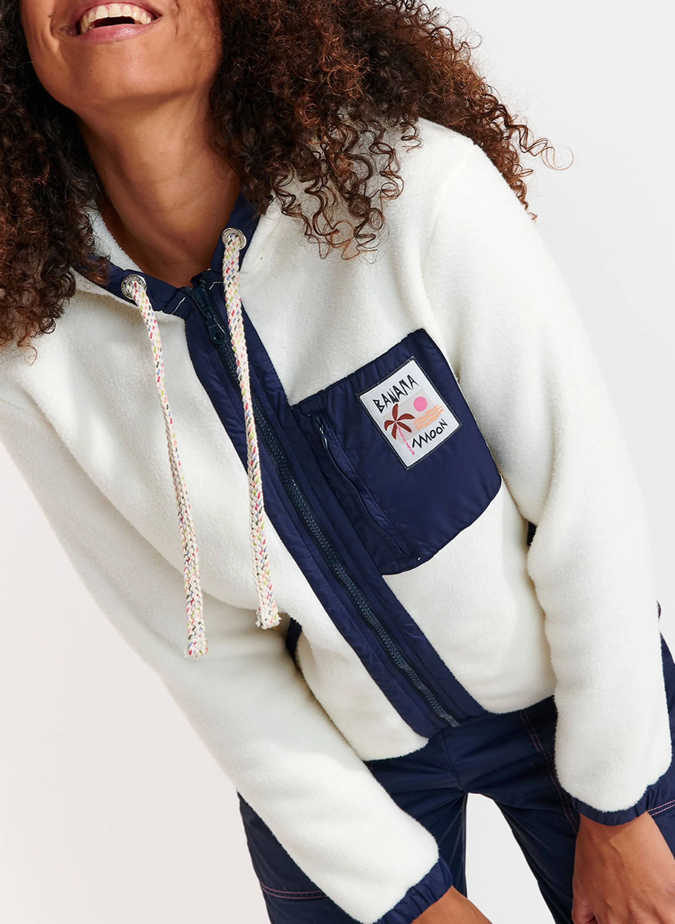WARREN BRICHILL  CHAQUETA POLAR CON CAPUCHA EN BEIGE