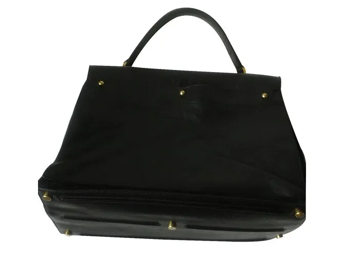 Yves Saint Laurent Musa dos Negro 