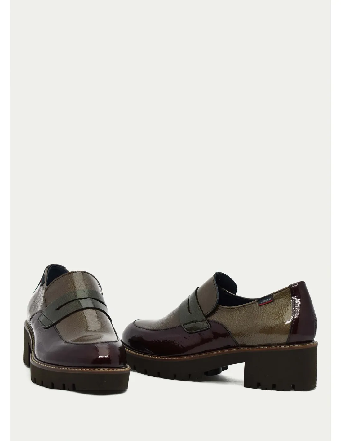 ZAPATO CASUAL CALLAGHAN 13447 GRANATE 