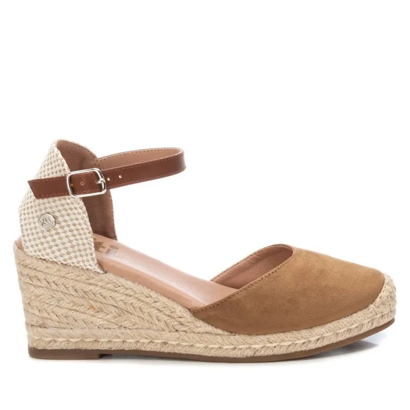 Zapato de mujer XTI 140746 Taupe